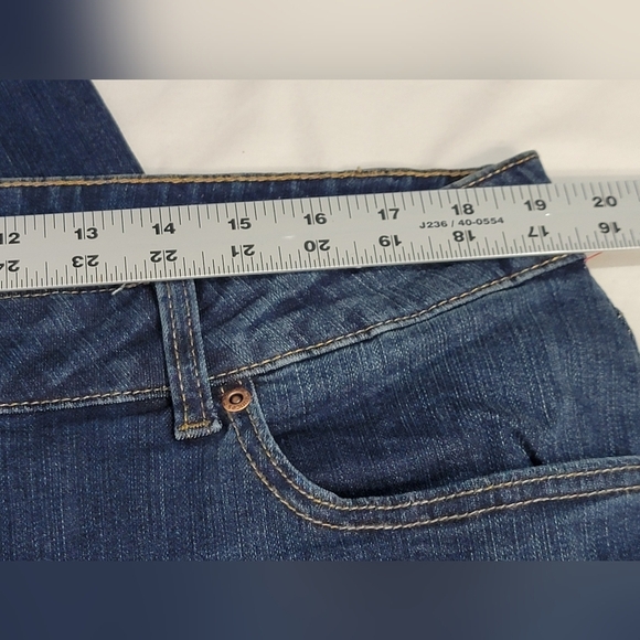 m jeans by maurices™ Classic Slim Boot Curvy High Rise Jean Size 20 X-Long - Picture 7 of 12